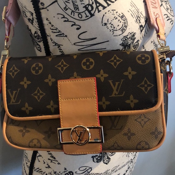 Handbags - Designer look crossbody bag